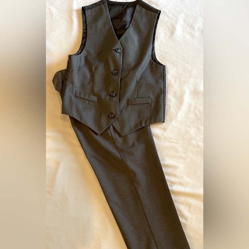 Boys suit pants/vest